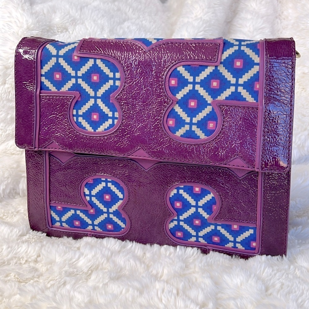 TORY BURCH l Purple Leather Clutch / Shoulder Bag Laser Cut Logo Gold Chain